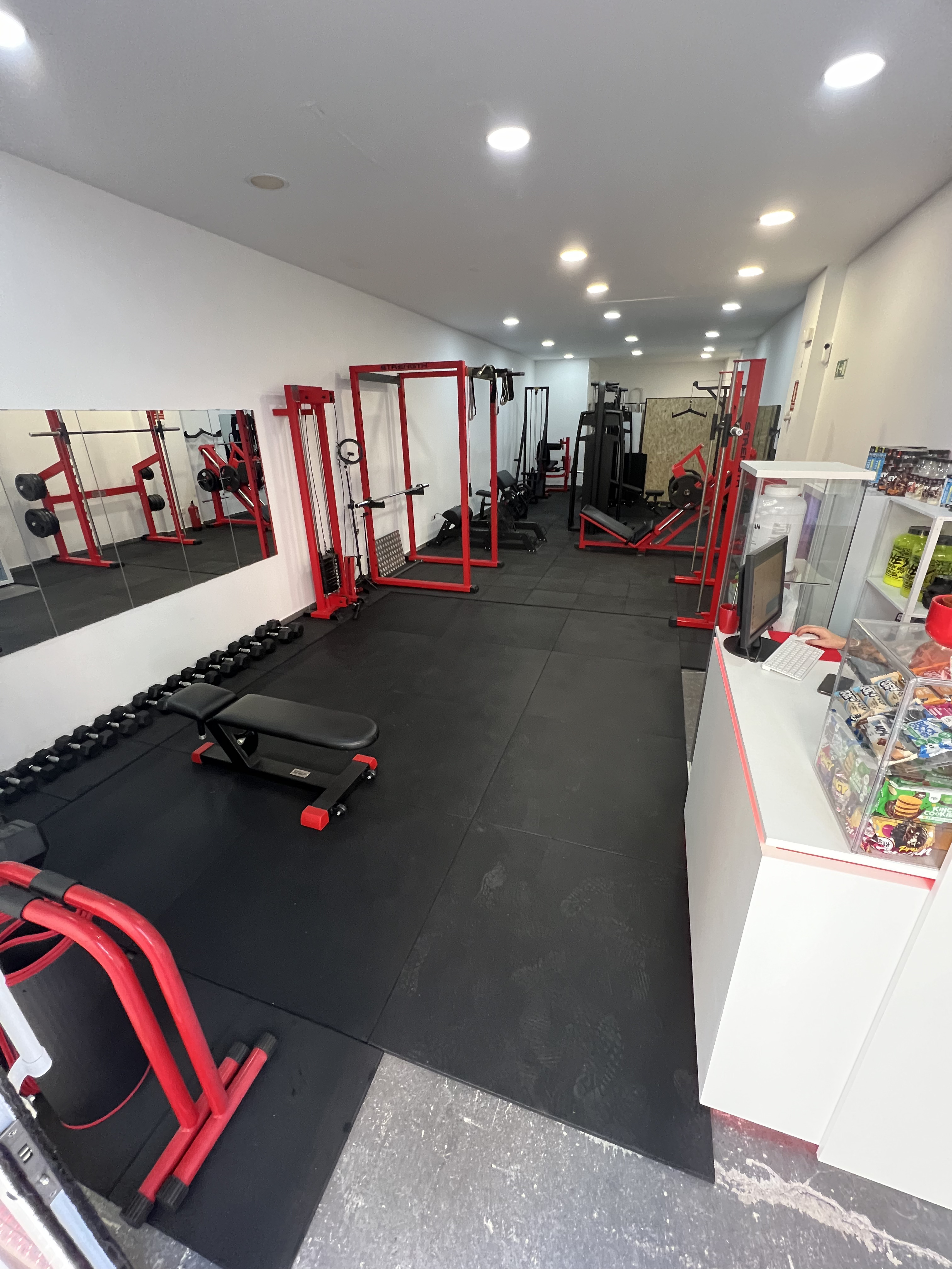 NAVAS — centro de entrenamiento personal en Barcelona